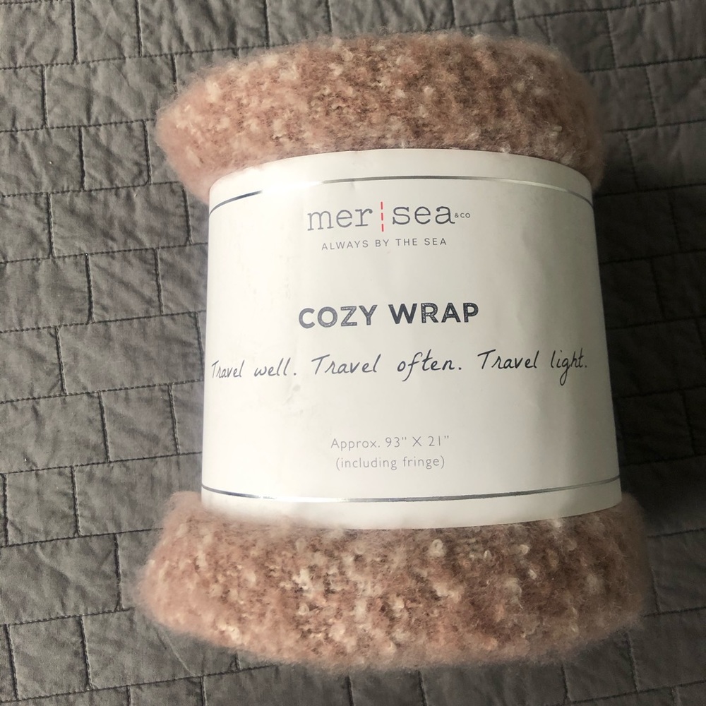 NWT! Mer-Sea & Co Cozy Wrap